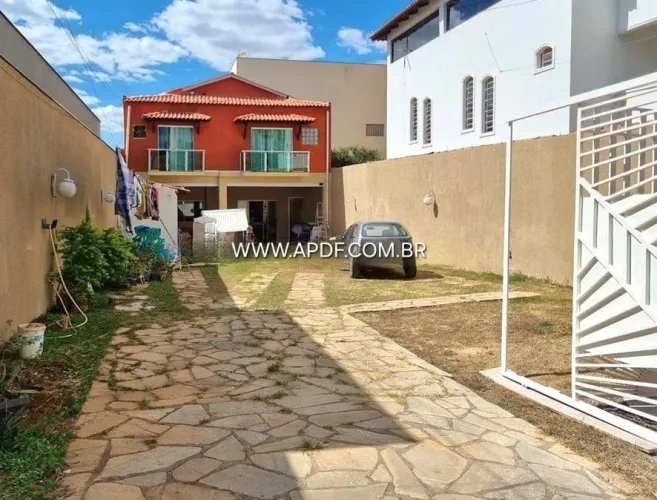 Casa para Venda em Brasília, Setor Habitacional Vicente Pires, 4 dormitórios, 3 suítes, 4