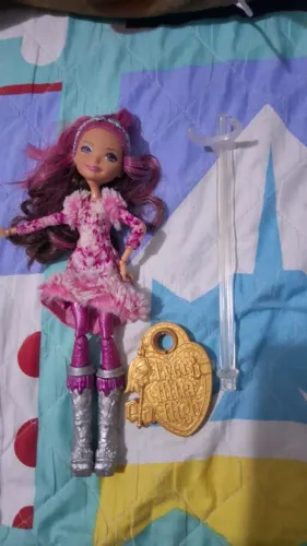 Boneca Briar Beauty Epic Winter Ever After High + Suporte Original