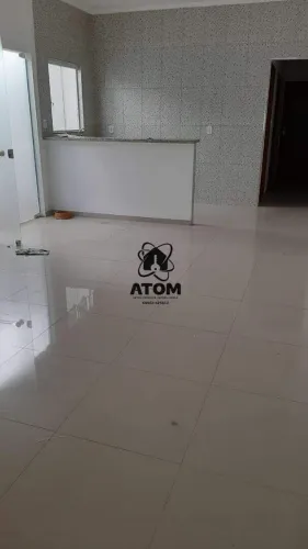 Sobrado à Venda em Residencial Estoril, Taubaté - SP