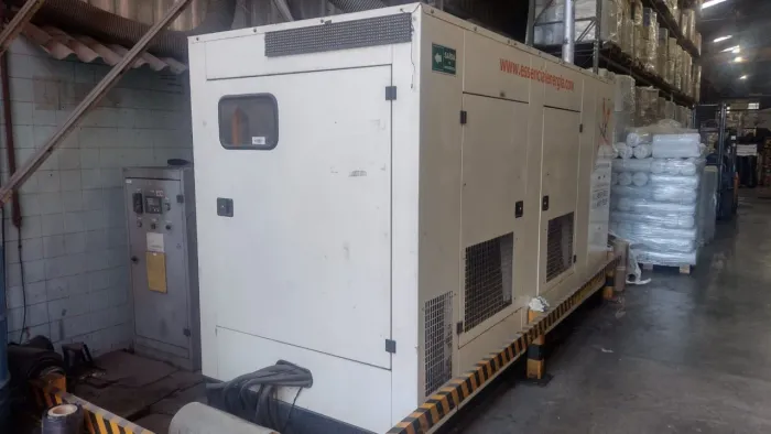 Gerador de Energia 440 Kva