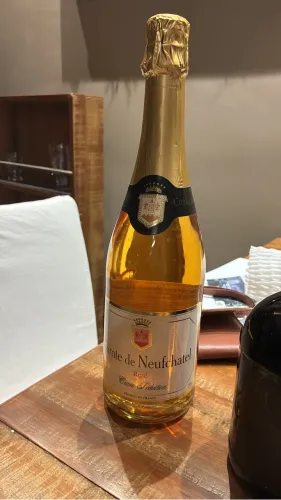 espumante francês Comte de Neufchatel Rosé Brut