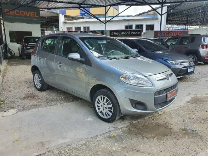 Fiat Palio Attractive 1.0 EVO Fire Flex 8V 5P 2013