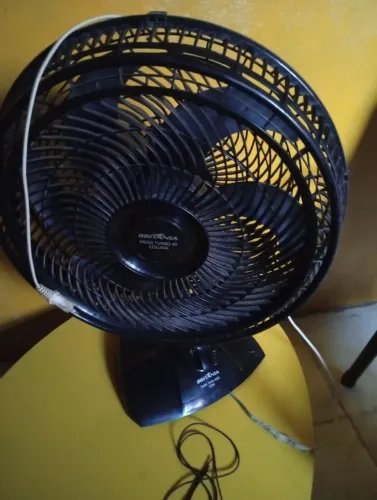 Ventilador marca Britânia 