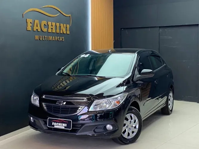 Chevrolet Onix Hatch LT 1.0 8V Flex Power Mec. 4P 2014