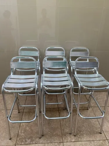CADEIRA BANQUETA INOX - EM OTIMO ESTADO DE CONSERVAÇÃO