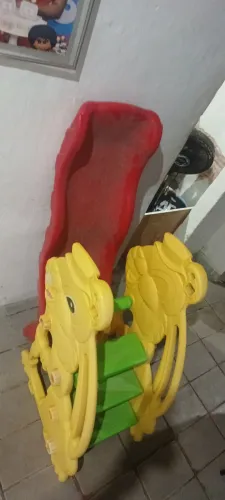 Escorrego de criança