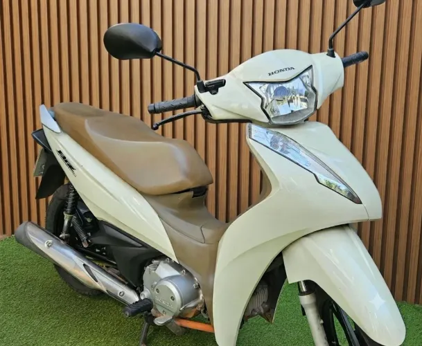 VENDO HONDA BIS 125 BRANCO PÉROLA