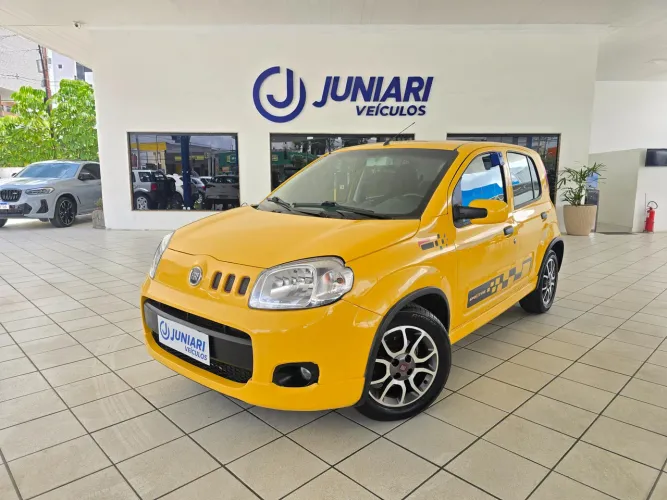 Fiat Uno Sporting 1.4 EVO Fire Flex 8V 4P 2012