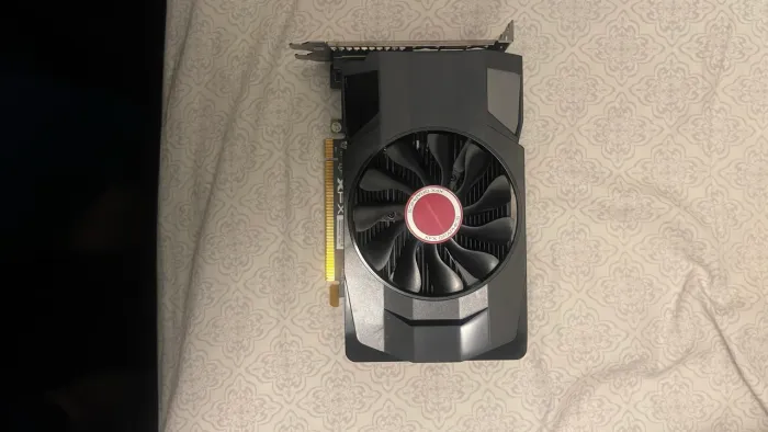 Placa de Vídeo AMD Radeon RX 550 2GB GDDR5