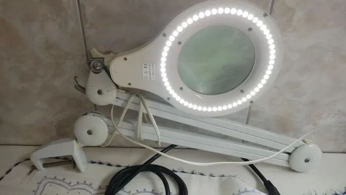 Lupa luminária em led