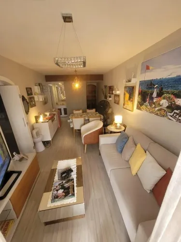 Apartamento de 2 dormitórios em andar alto à venda em Perdizes!!