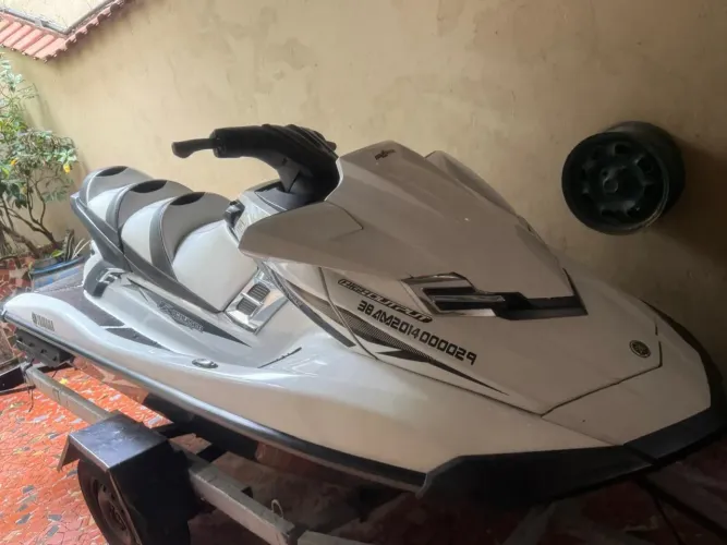 Jet ski yamaha 1.8 FX cruiser HO