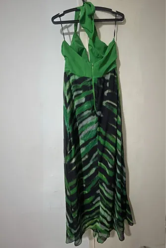 Vestido Longo Verde Estampado com Amarração no Pescoço - Tam P