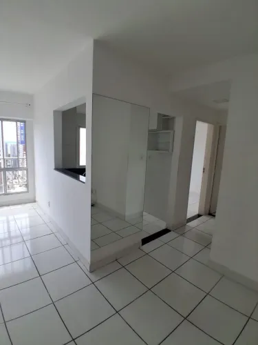 APARTAMENTO EM SETÚBAL | 2 QUARTOS + SUÍTE | ANDAR ALTO | PISCINA