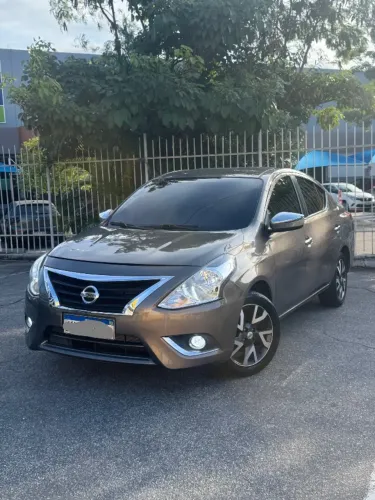 Nissan Versa Unique 1.6 16V Flex 4P Mec. 2016