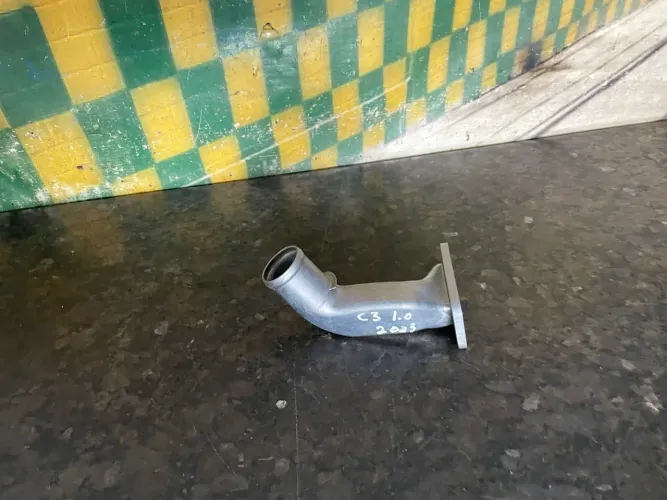 Flange de água do motor Citröen c3 live 1.0 2023