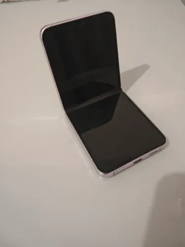 Samsung Galaxy Z Flip 5 512G (CONSERVADO) Leia a descrição
