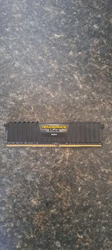 Memória Memória RAM Corsair Vengeance LPX DDR4 8GB 2666MHZ