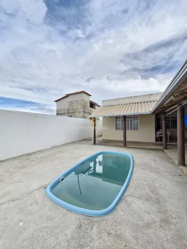 CASA A VENDA B CHANADOUR 03 QUARTOS, 01 SUITE, SALA, COZINHA, QUINTAL E PISCINA