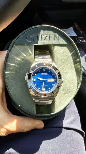Citizen automático em aço fundo azul