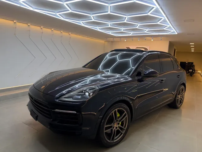 Porsche Cayenne E-hybrid 3.0 V6 462cv 2023