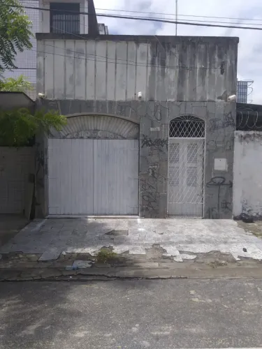 Imóvel para aluguel possui 110 metros quadrados com 3 quartos em Centro - Fortaleza - CE