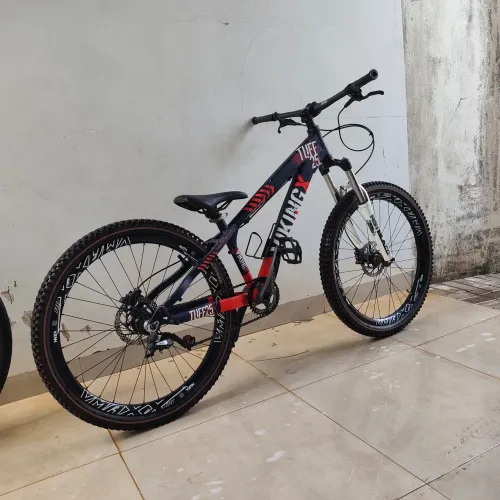 Bicicleta Vikking TUF 25