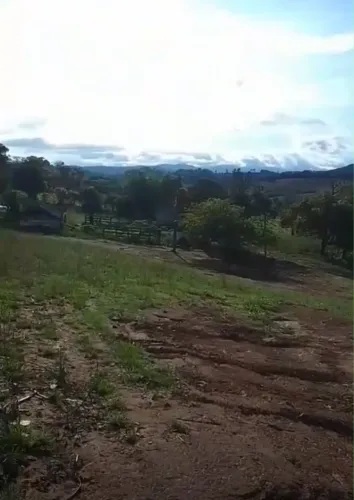 Vendo terreno com boa localização em Baependi