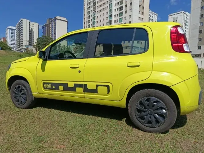 Fiat Uno Vivace Celeb. 1.0 EVO F.flex 8V 5P 2011