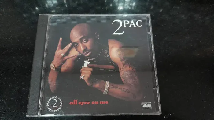 CD 2 Pac - All Eyez on me - 2 CDs. Book 1 e 2.