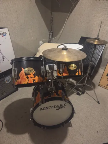 Bateria infantil