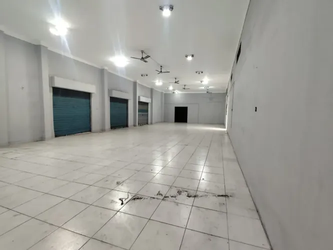 Imóvel para aluguel possui 333 metros quadrados em Posse - Nova Iguaçu - RJ