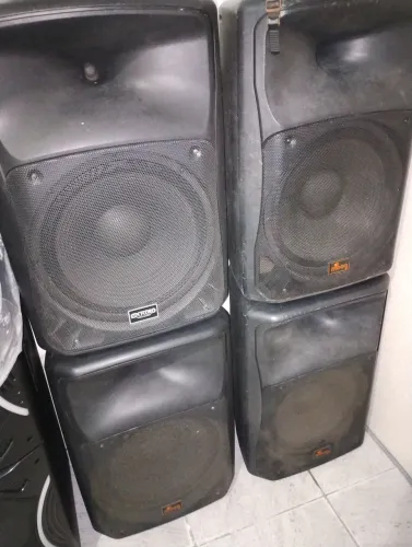Vendo Caixas Moog Meteoro