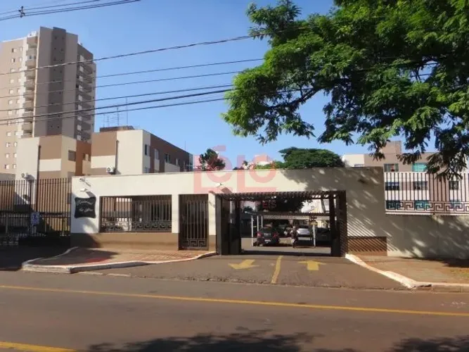 Apartamento de 3 quartos a 400 metros do Parque Ingá