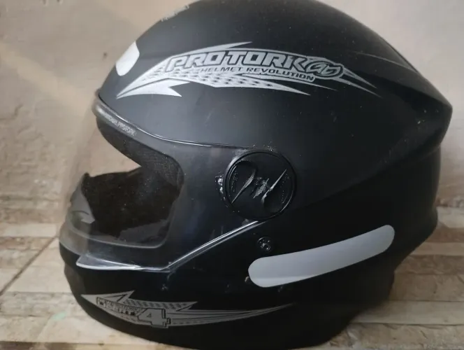 Capacete pro Tork sem uso
