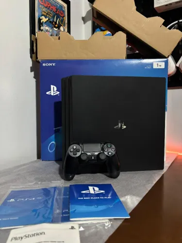 PS4 Pro 1TB na Caixa - Impecável _ Nunca Aberto - Versão 12.50