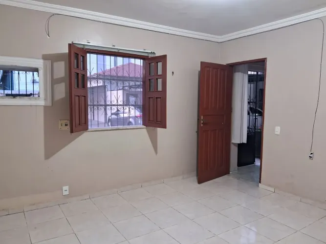 Alugo apto completo de 1 quarto, Pq das Laranjeiras.