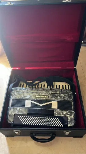 Acordeon Michael 120 baixos