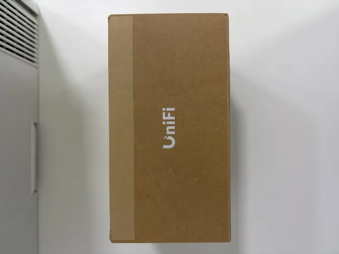 Switch 8 Portas Gigabit Ubiquiti Unifi
