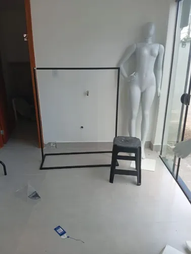 Manequins de plástico com base