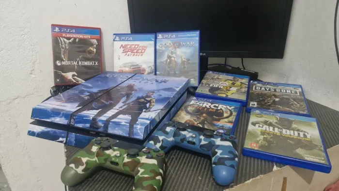 PS4