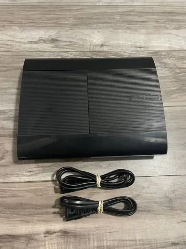 PS3 Super Slim 500gb, sem controle