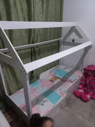 VENDO CAMA CASINHA COM COLCHÃO 