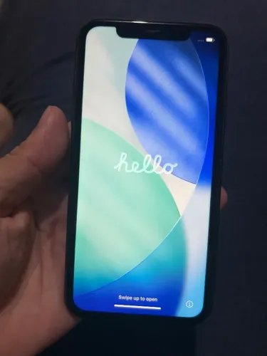 iPhone 11 64GB Preto