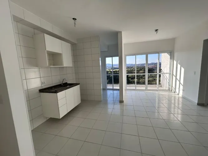 Apartamento com 2 dormitórios para alugar, 70 m² por R$ 2.340/mês - Jardim das Palmeiras -