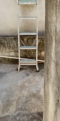 escada de ferro