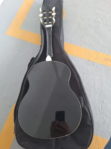 Violão infantil Giannini