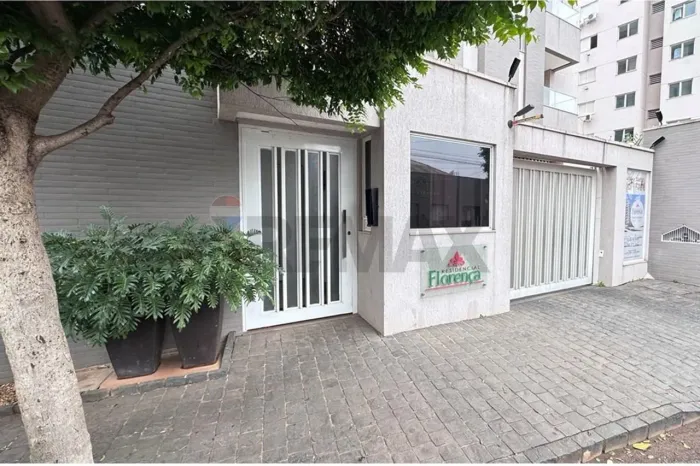 Apartamento de 1 quarto no centro à venda.