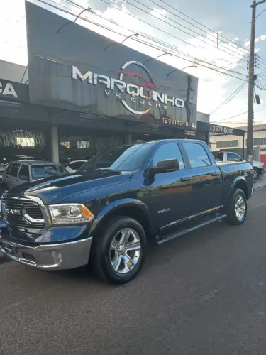 Ram Classic Laramie 5.7 V8 16V Gasolina 4X4 Aut. 2023