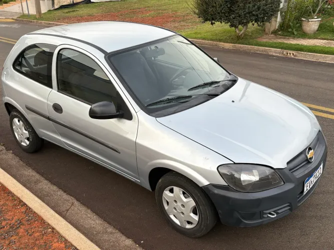 Chevrolet Celta Life/ LS 1.0 MPFI 8V Flexpower 3P 2011